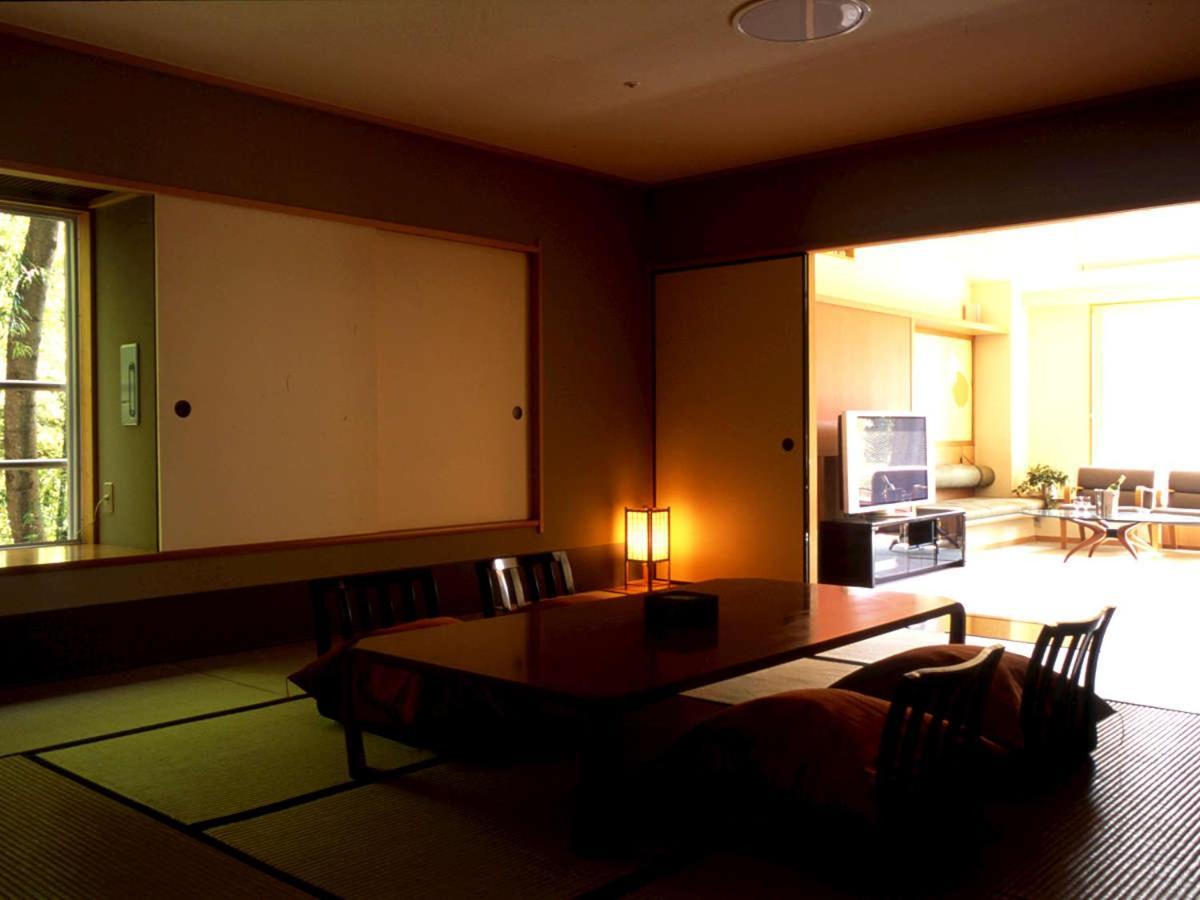 Hotel Notoya Komatsu  Esterno foto